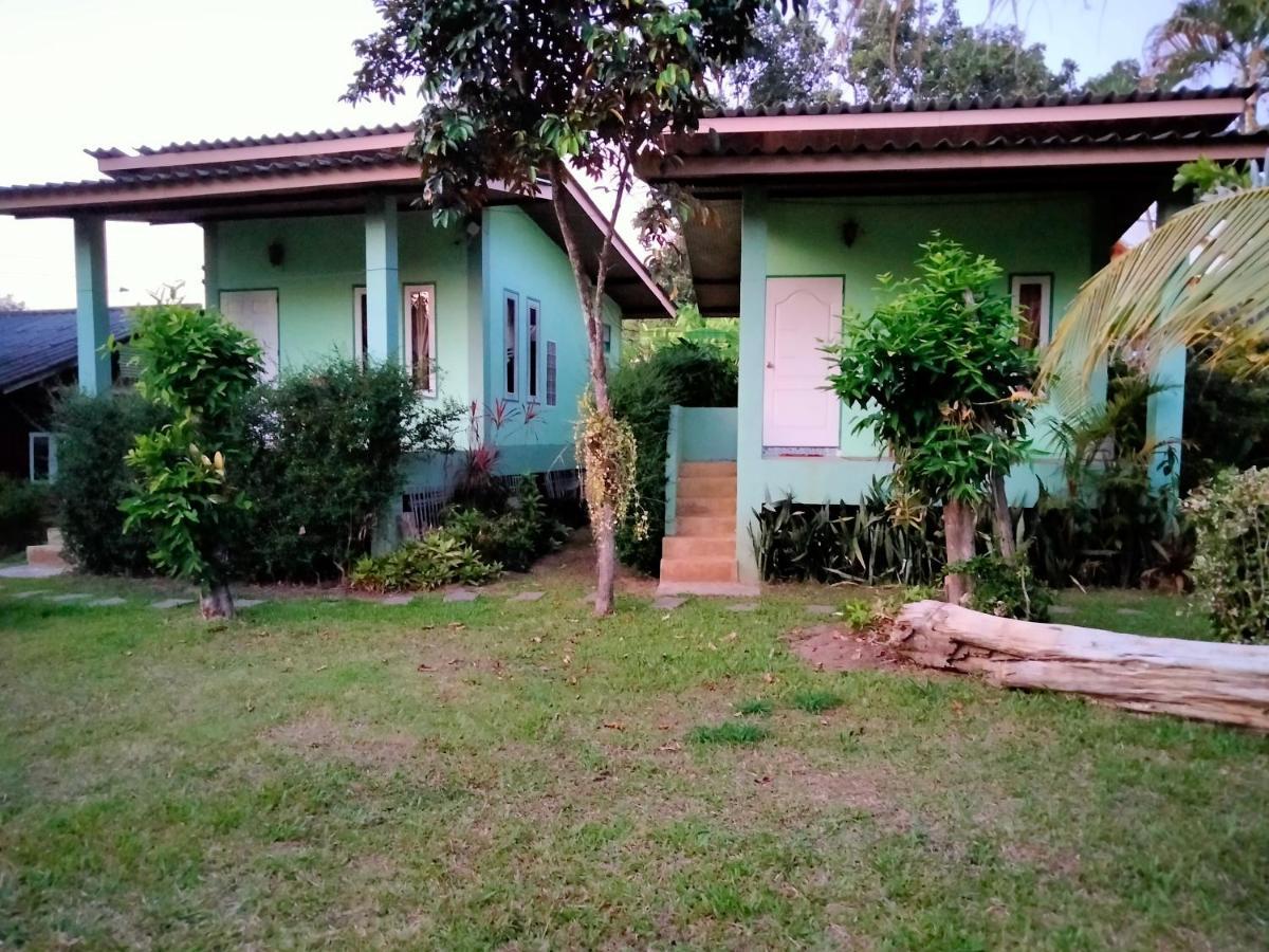 Rainbow House Pai Hotel Exterior photo
