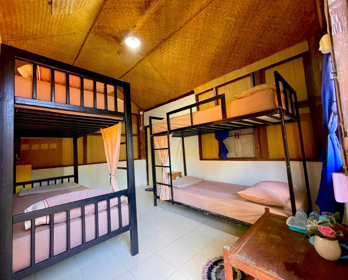 Rainbow House Pai Hotel Exterior photo